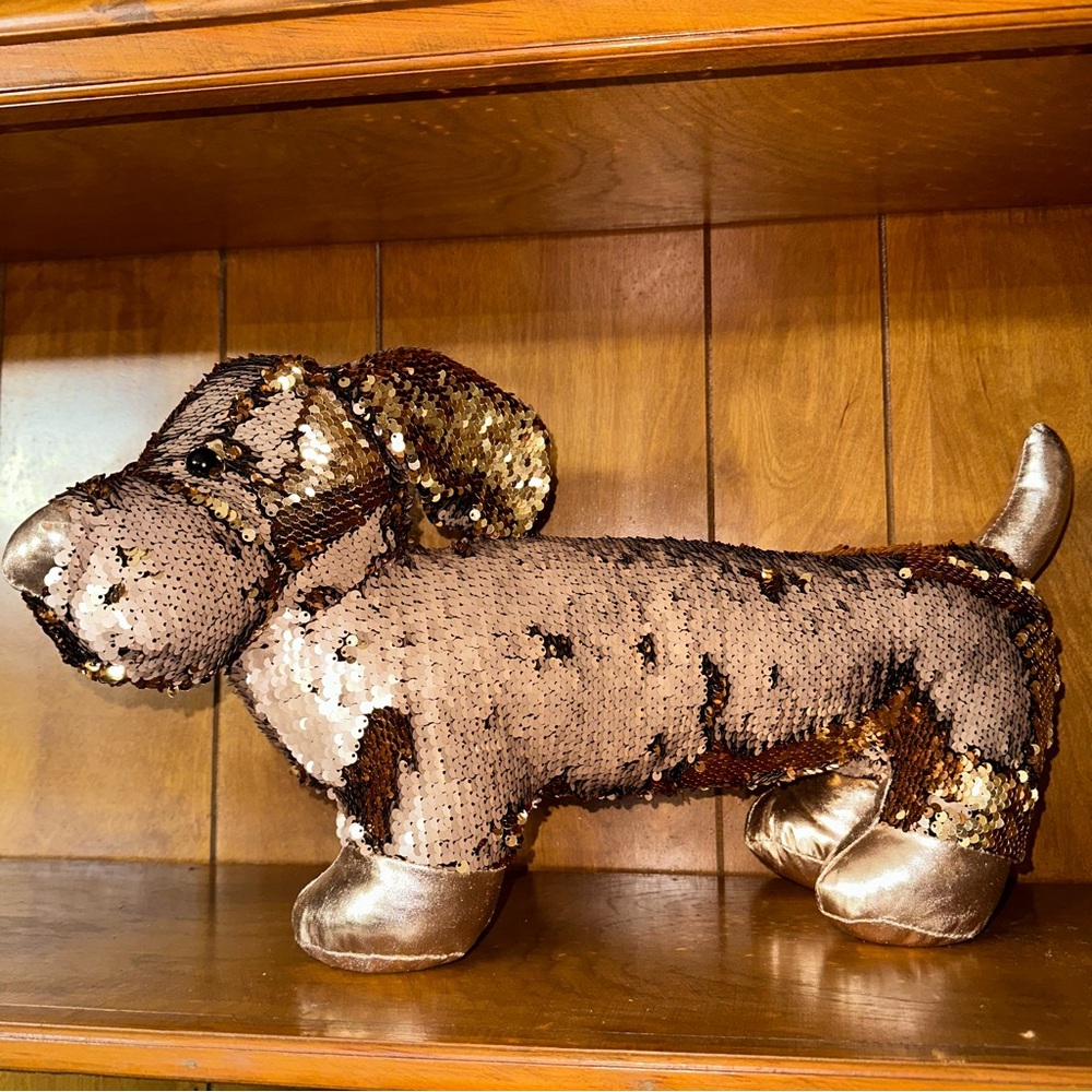Dan Dee Collectors Choice dachshund dog gold flip sequin toy